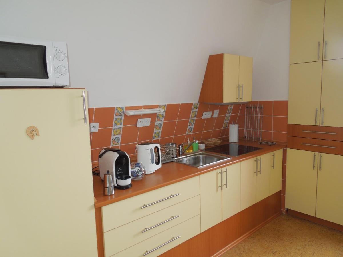Apartman Mocca Kasperske Hory Exteriör bild