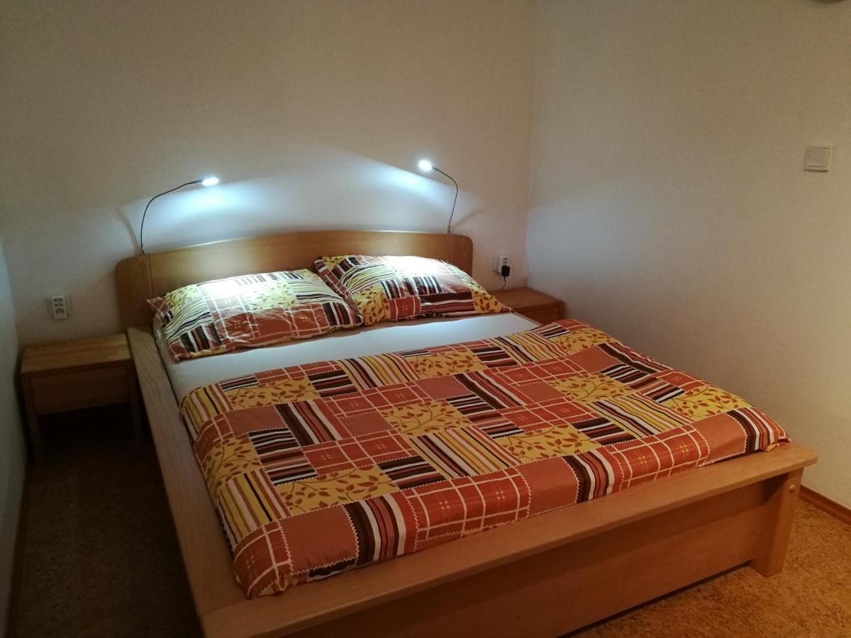 Apartman Mocca Kasperske Hory Exteriör bild